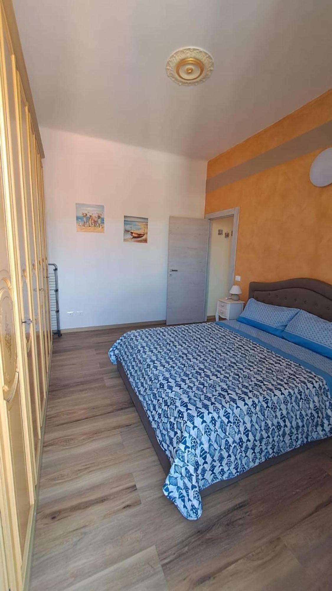 Orizzonte 5 Terre - Via Napoli 85, Stazione Centrale - Centro Storico لا سبيتسْيا المظهر الخارجي الصورة